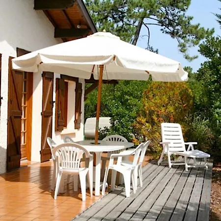 Nettes In Guter Strandlage Holiday home